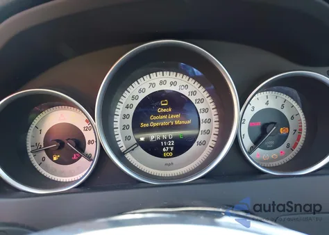 2013 Mercedes-Benz C 300 Sport 4Matic из США, поврежденный, VIN WDDGF8AB7DR261127